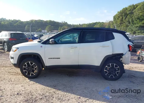2020 Jeep Compass Trailhawk 4X4 from USA, damaged, VIN 3C4NJDDB8LT184276